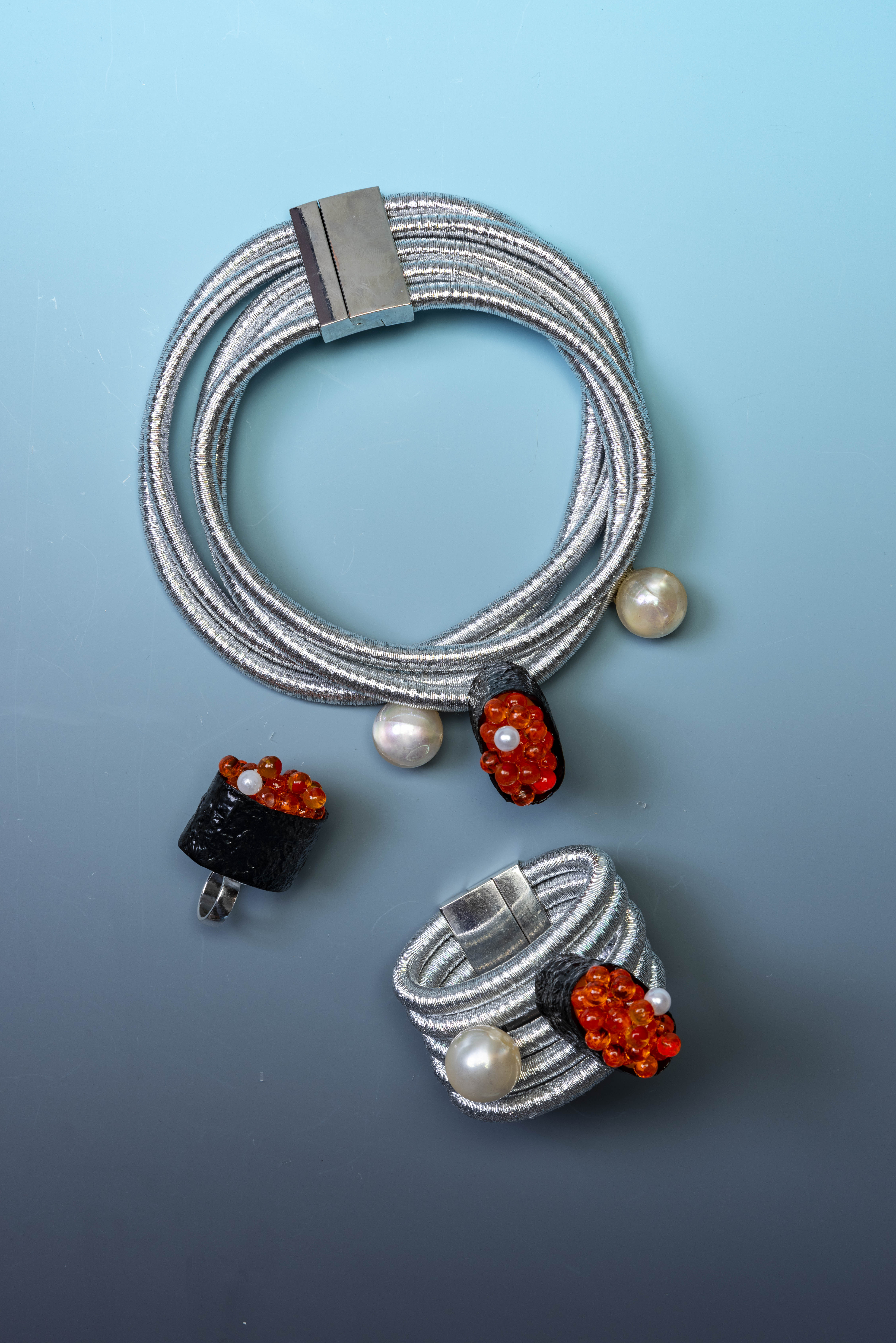 Necklace, bracelet and ring Sushi Ikura. 2018
